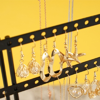 Multifunctional jewelry rack