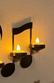 Note candle holders