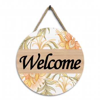 Round welcome wooden tags