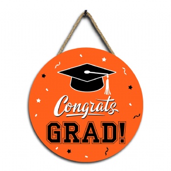 Graduation party wall hanging