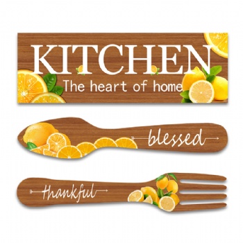 Wall-mounted lemon wood tag