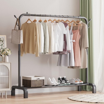 Floor-to-ceiling standing bedroom hangers